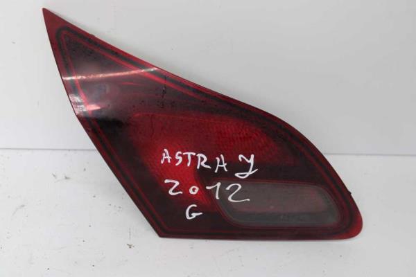 FEU ARRIERE GAUCHE OPEL ASTRA J 5 PORTES 2010-2015 ( FUME ) PARTIE HAYON - Vue 1